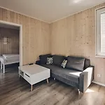 Siesta Pensjonat, Rewal