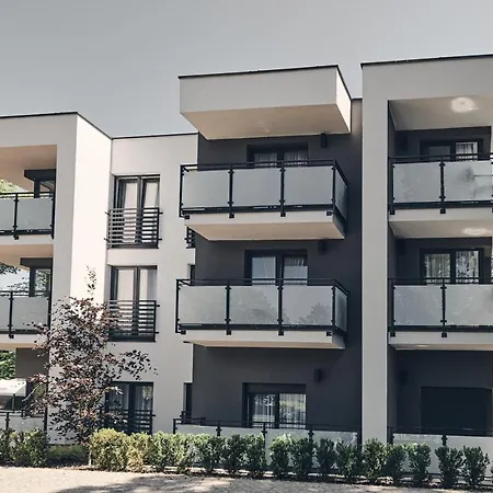 Siesta Pensjonat, 홀리데이파크 레왈